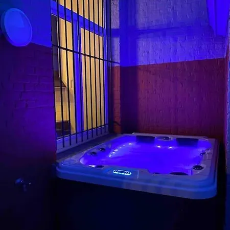 Maison De Standing En Duplex Jacuzzi Sauna