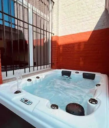 Maison De Standing En Duplex Jacuzzi Sauna *